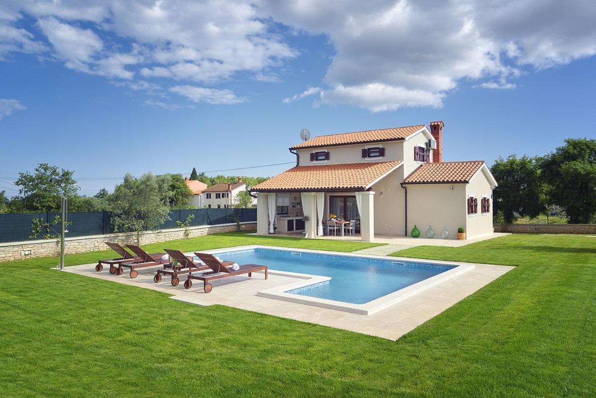 Villa Zara Marčana Екстериор снимка
